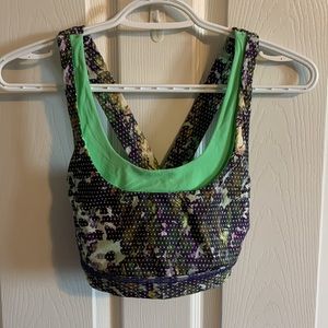 Lululemon Run: Stuff Your Bra in Floral Purple & Green Pattern